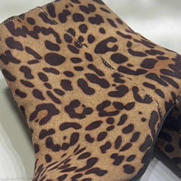 Time And Tru Brown Leopard Cheetah Print Ankle Bootie Boots NWOT - Picture 10 of 13